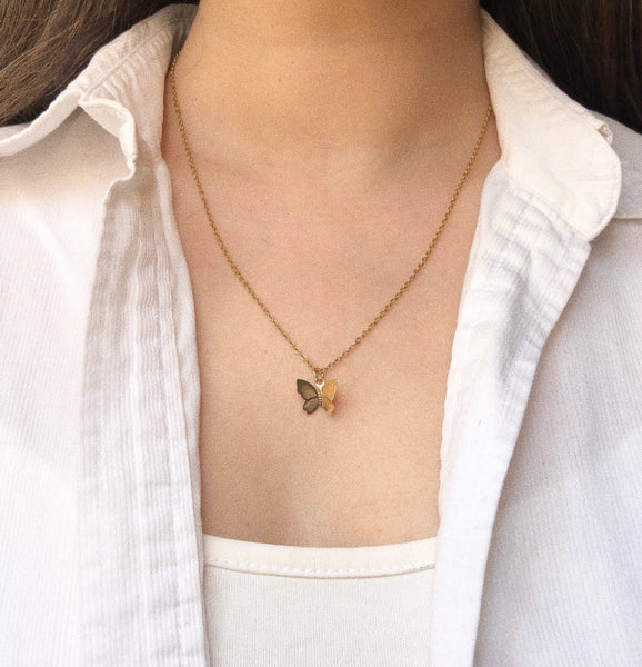 Collar mariposa 3D.
